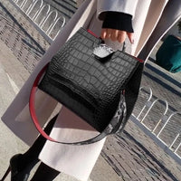 High Quality Sexy Boa Pattern Embossed Leather Lady Shoulder Crossbody Handbags Designer Women Messenger Totes Bag New