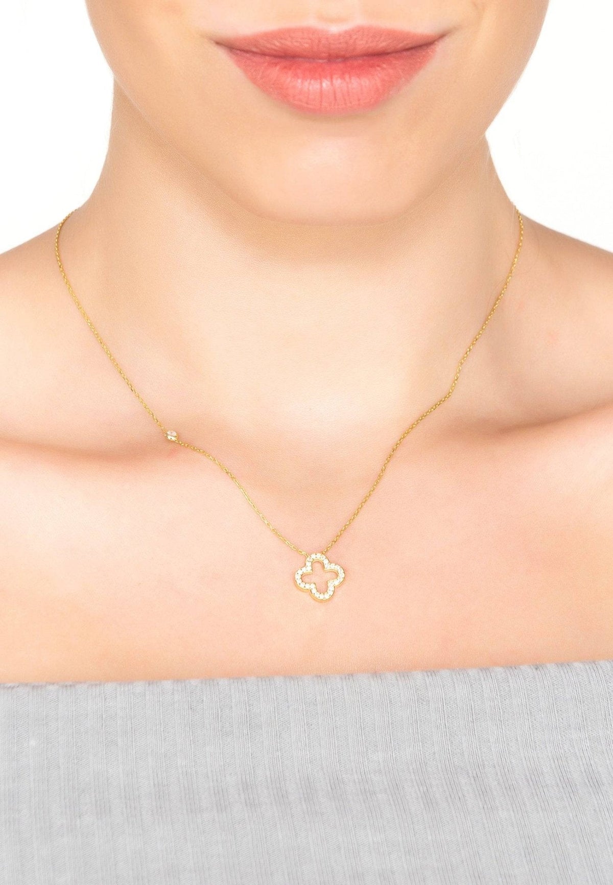 Open Clover Pendant Necklace