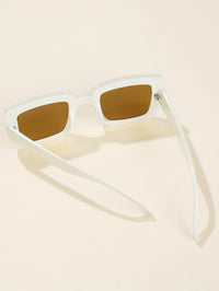 A Fashionista - Stunning Square Sunglasses in Black or Brown Lens