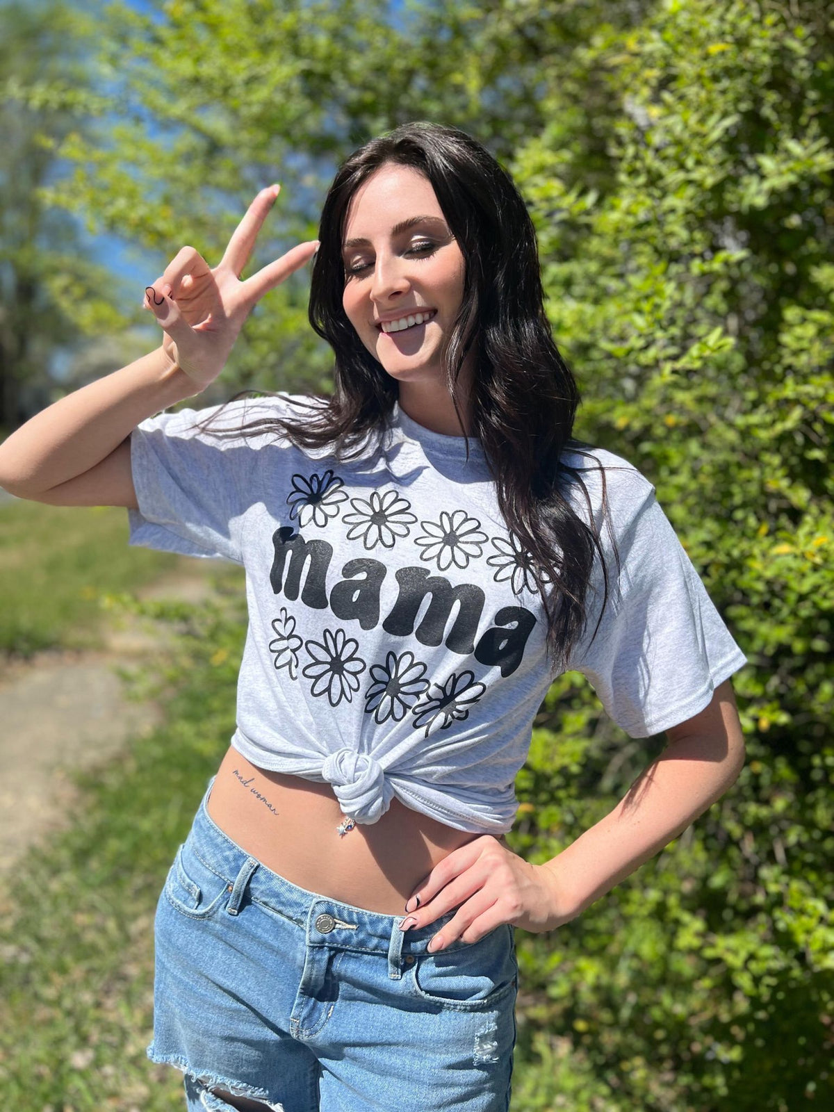 Daisy Mama Tee